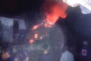 Rumah milik warga Haurkuning terbakar